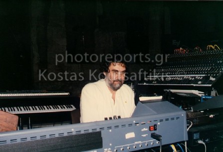 Vangelis Βαγγέλης Παπαθανασίου Μουσικοσυνθέτης 04