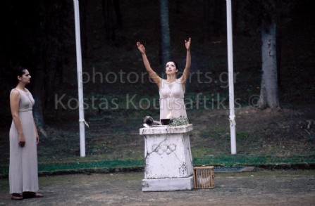 Ολυμπία, Ελλάδα. Αφή ολυμπιακής φλόγας και ολυμπιακοί αγώνες.